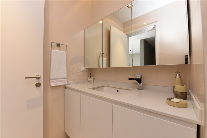 Меблированный пентхаус в районе Оба.