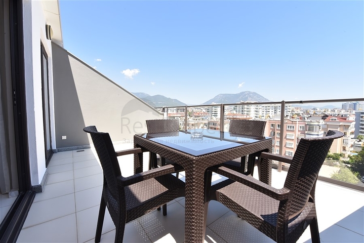 Меблированный пентхаус в районе Оба.