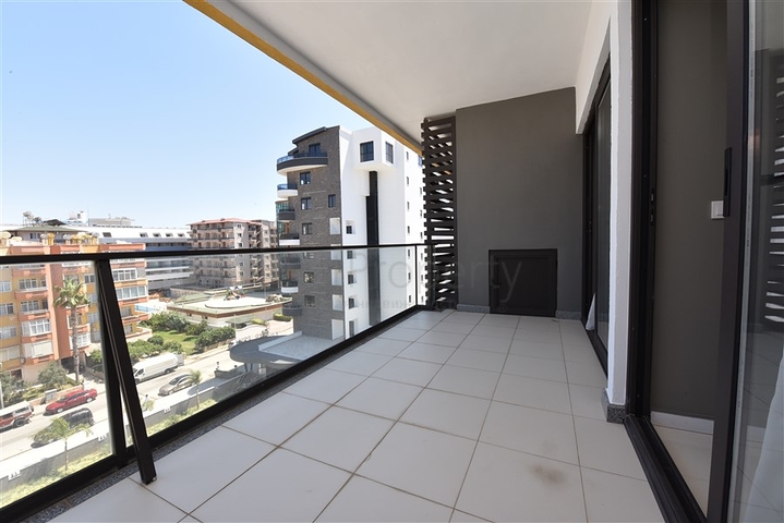 Меблированный пентхаус в районе Оба.