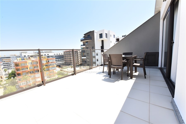 Меблированный пентхаус в районе Оба.