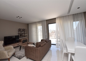 Меблированный пентхаус в районе Оба.