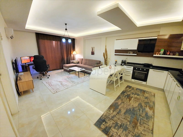 Двухкомнатная меблированная квартира в Махмутларе