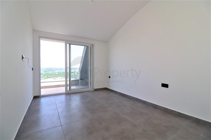 Пентхаус с видом на море в новом комплексе 