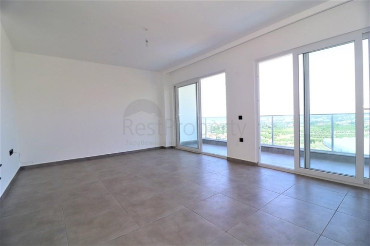 Пентхаус с видом на море в новом комплексе 