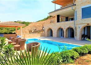 Вилла 4+2 в скандинавском стиле в районе Каргыджак 