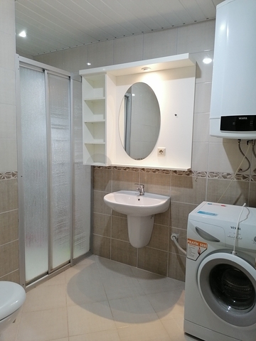 Трехкомнатная квартира с видом на море и горы в районе Махмутлар, Алания