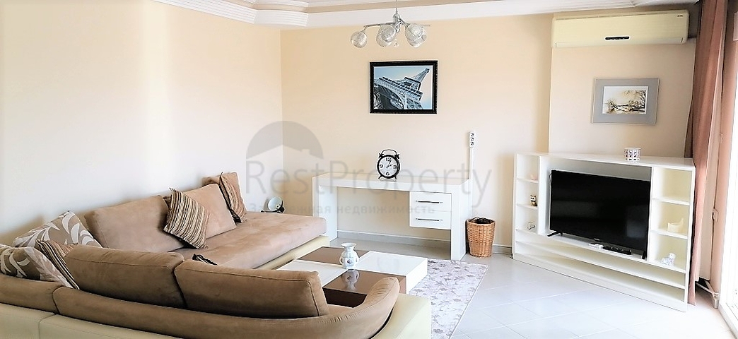 Трехкомнатная квартира с видом на море и горы в районе Махмутлар, Алания