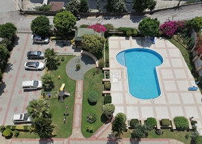 Трехкомнатная квартира с видом на море и горы в районе Махмутлар, Алания