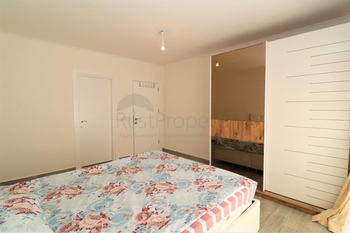 Меблированный пентхаус в районе Кестель