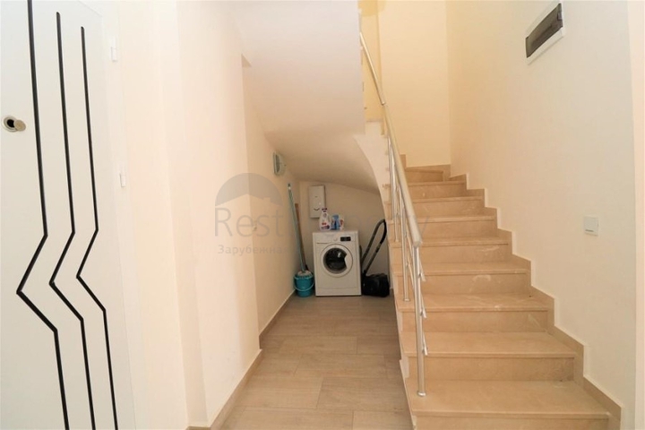 Меблированный пентхаус в районе Кестель