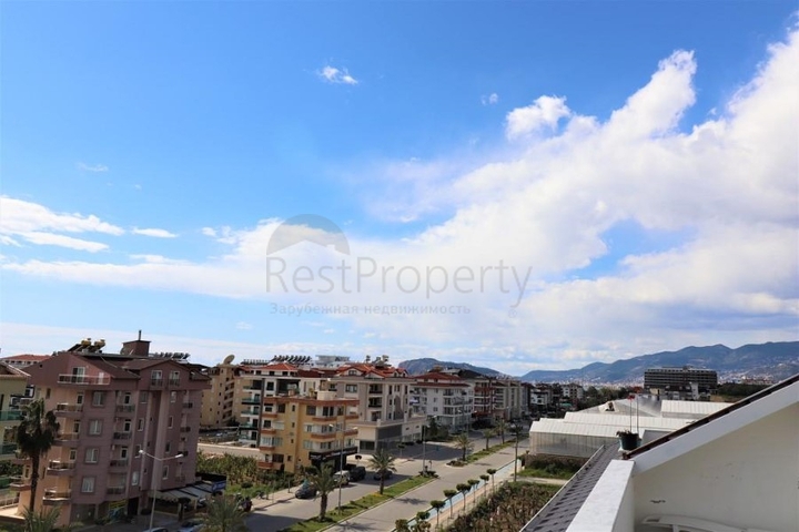 Меблированный пентхаус в районе Кестель