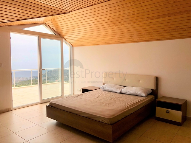 Вилла с панорамным видом в центре Аланьи