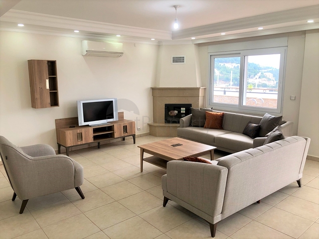 Вилла с панорамным видом в центре Аланьи