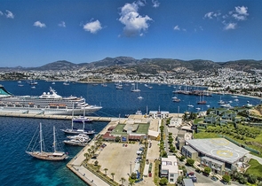 Виллы с видом на главный замок Бодрума и острова Кос и Караада