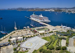 Виллы с видом на главный замок Бодрума и острова Кос и Караада