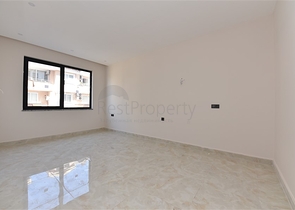 Трехкомнатные апартаменты в новом комплексе около пляжа Клеопатра