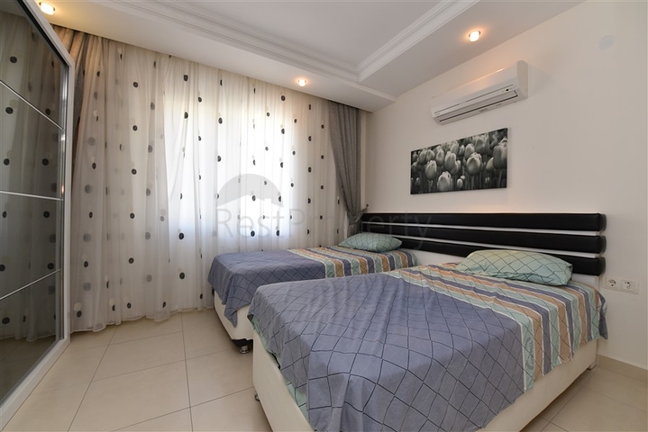 Меблированная квартира с отельной инфраструктурой в Авсалларе 