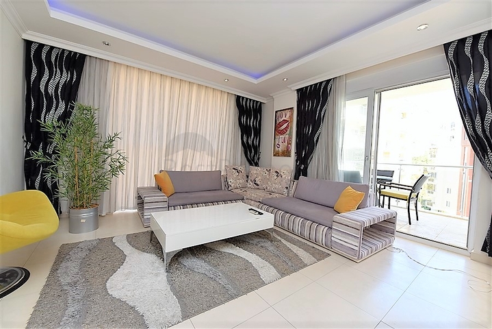 Меблированная квартира с отельной инфраструктурой в Авсалларе 