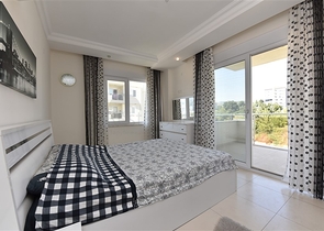 Меблированная квартира с отельной инфраструктурой в Авсалларе 