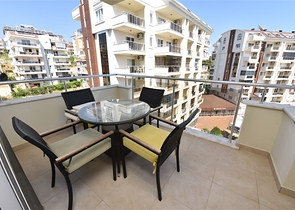 Меблированная квартира с отельной инфраструктурой в Авсалларе 