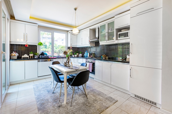 Трехкомнатные апартаменты в европейском районе Оба Трехкомнатные апартаменты в европейском районе Оба