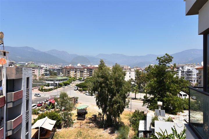 Меблированная квартира 1+1 в районе Оба