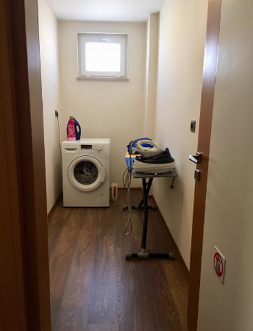 Отдельностоящая вилла 5+1 с мебелью в комплексе в Дошемеальты