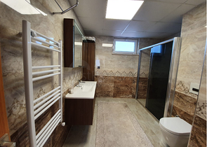 Отдельностоящая вилла 5+1 с мебелью в комплексе в Дошемеальты