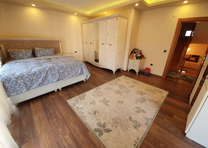 Отдельностоящая вилла 5+1 с мебелью в комплексе в Дошемеальты