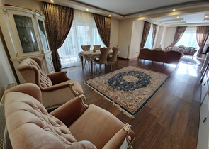 Отдельностоящая вилла 5+1 с мебелью в комплексе в Дошемеальты