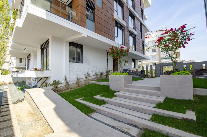 Квартира 2+1 с мебелью в Лимане Коньяалты 