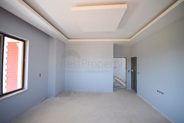 Вилла 4+1 с земельным участком в Дюзлерчами Дошемеальты 