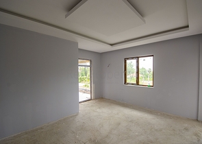 Вилла 4+1 с земельным участком в Дюзлерчами Дошемеальты 