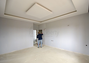 Вилла 4+1 с земельным участком в Дюзлерчами Дошемеальты 