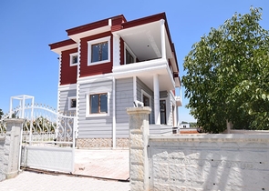 Вилла 4+1 с земельным участком в Дюзлерчами Дошемеальты 