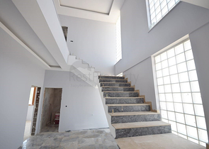 Вилла 4+1 с земельным участком в Дюзлерчами Дошемеальты 