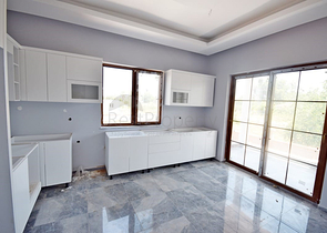 Вилла 4+1 с земельным участком в Дюзлерчами Дошемеальты 