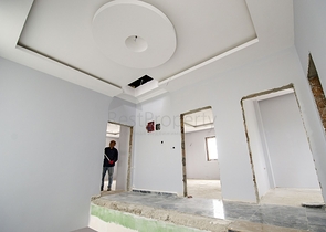 Вилла 4+1 с земельным участком в Дюзлерчами Дошемеальты 