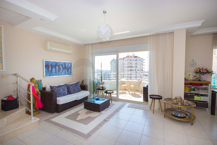 Пентхаус с видом на Аланийскую крепость