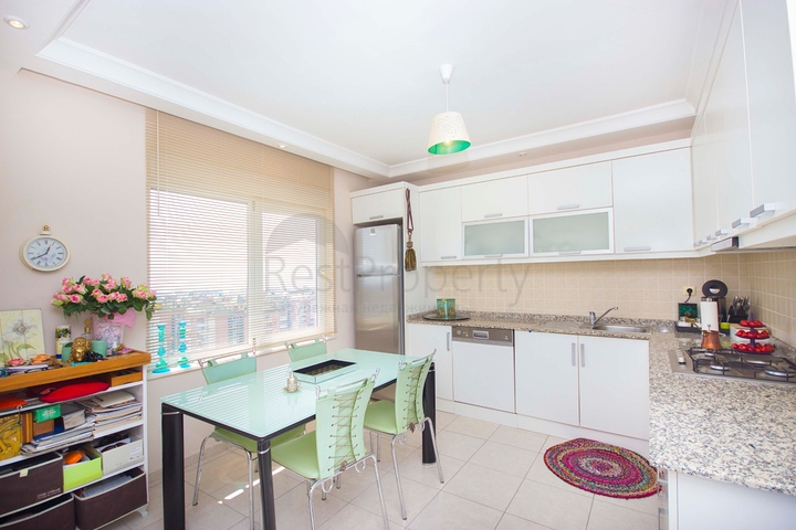 Пентхаус с видом на Аланийскую крепость