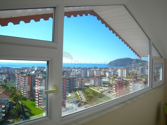 Пентхаус с видом на Аланийскую крепость