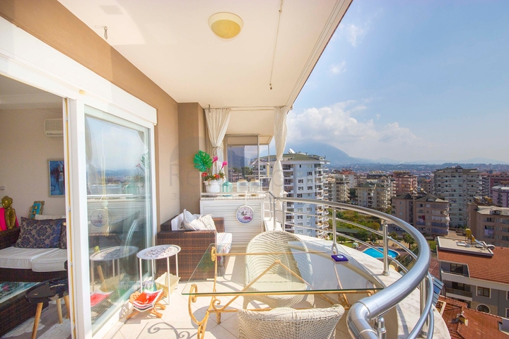 Пентхаус с видом на Аланийскую крепость