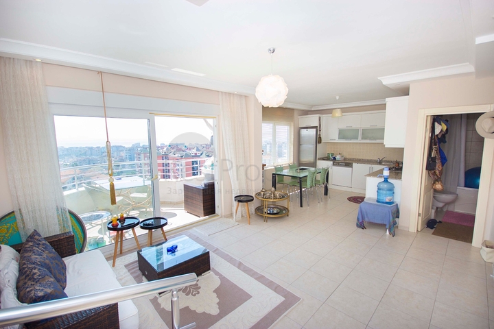 Пентхаус с видом на Аланийскую крепость