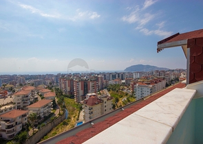 Пентхаус с видом на Аланийскую крепость