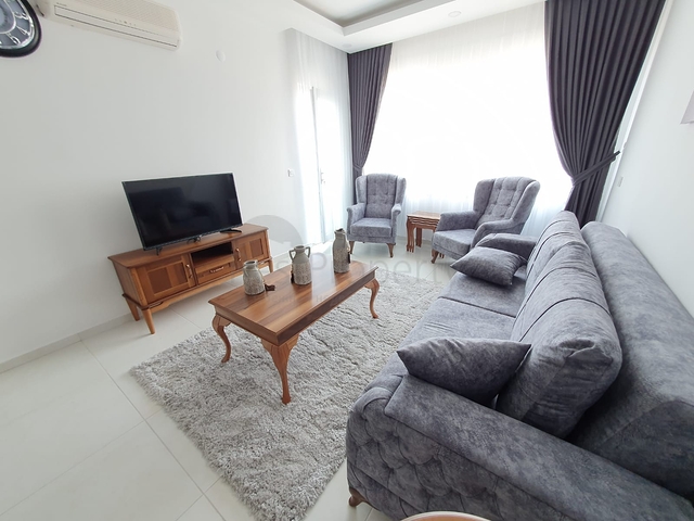 Меблированная двухкомнатная квартира в Махмутларе