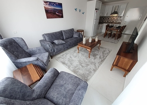 Меблированная двухкомнатная квартира в Махмутларе