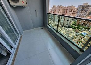 Меблированная двухкомнатная квартира в Махмутларе