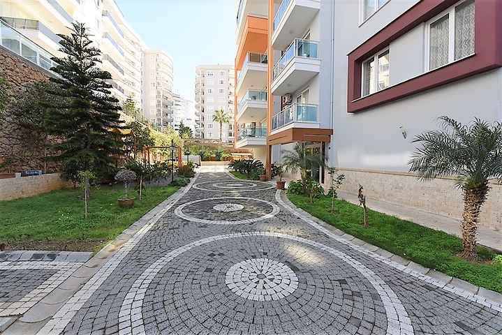 Двухкомнатная меблированная квартира в районе Тосмур