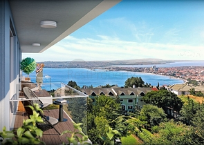 Летняя резиденция с видом на море в пределах Стамбула