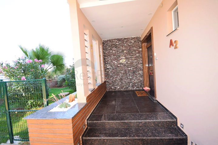 Вилла 5+1 в комплексе в Ешилбахире Дошемеальты